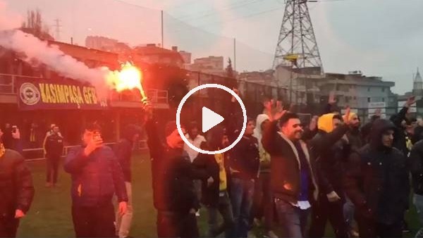 Fenerbahçe taraftarından takıma destek ziyareti
