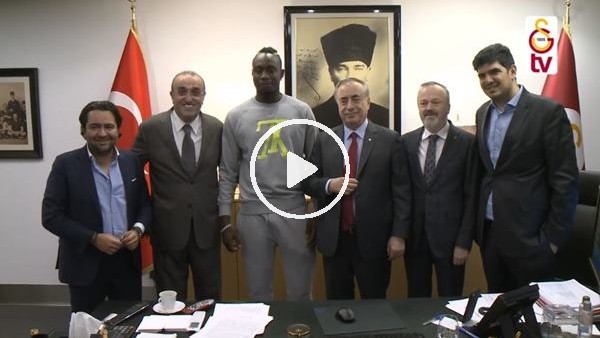 Galatasaray'ın yeni transferlerinden yönetime ziyaret