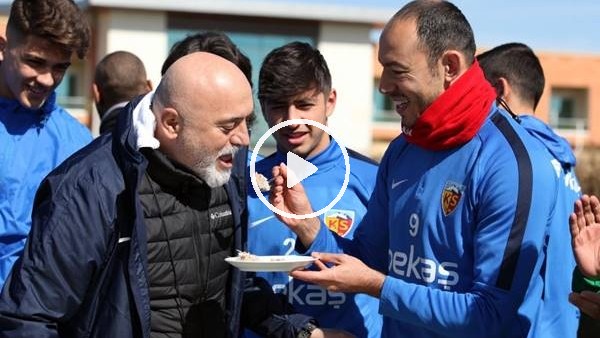 Kayserispor'da Hikmet Karaman'ın doğum günü kutlandı