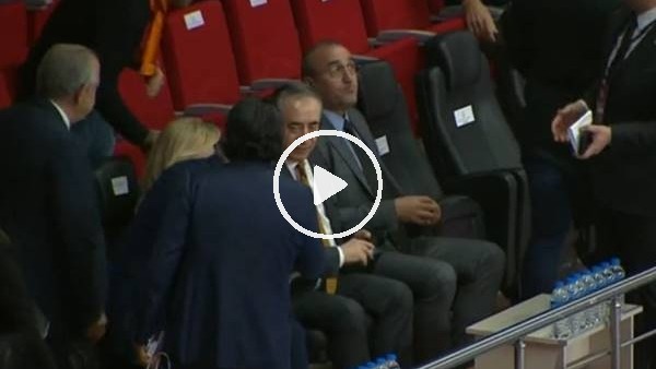Mustafa Cengiz ve Abdurrahim Albayrak'tan Erkek Voleybol Takımı'na destek