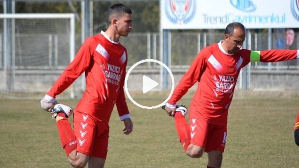 Baba ve oğlu aynı takımda forma giyiyor