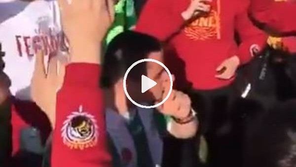 Down sendromlu Konyaspor taraftarı, Galatasaray taraftarına üçlü çektirdi