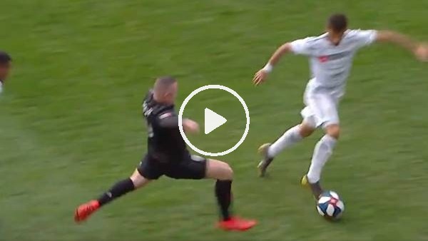 Wayne Rooney, MLS'deki ilk kırmızı kartını gördü