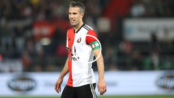 Robin van Persie'nin golü 3 puanı getirdi