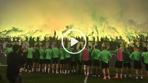Konyaspor taraftarından futbolculara muhteşem destek