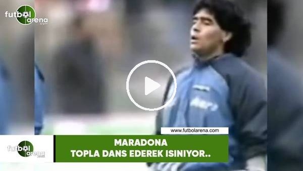 Maradona topla dans ederek ısınıyor..