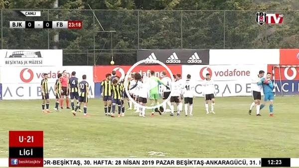 U21 Ligi'nde oynanan Beşiktaş - Fenerbahçe derbisinde gerginlik