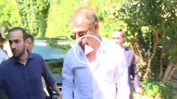 Abdullah Avcı imza için Beşiktaş tesislerinde