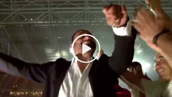 Galatasaray'dan gönderme! "Alçaklara kar yağıyor üşümedin mi?"