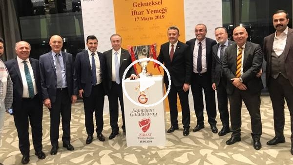 Galatasaray Kulübü, GSYİAD'ın iftarında buluştu