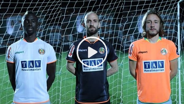 Aytemiz Alanyaspor yeni sezon formalarını tanıttı