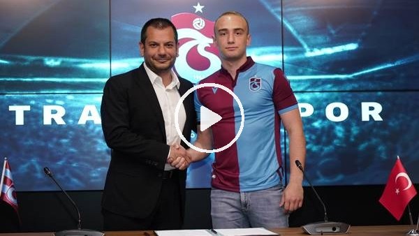 Trabzonspor'da Doğan Erdoğan için imza töreni düzenlendi