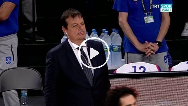 Ergin Ataman, Fenerbahçe Beko maçına kulaklıkla çıktı