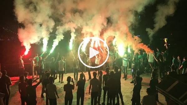 Bursasporlu taraftarlardan buruk kutlama