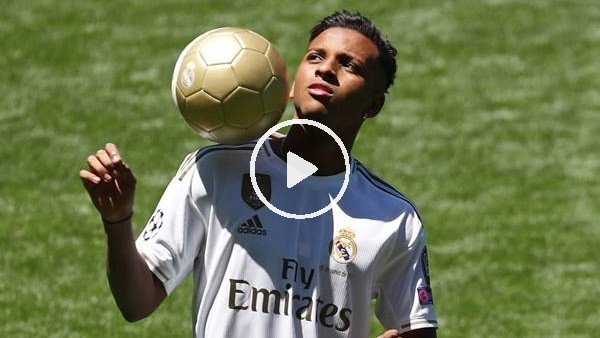 Real Madrid, Rodrygo Goes'i basına tanıttı