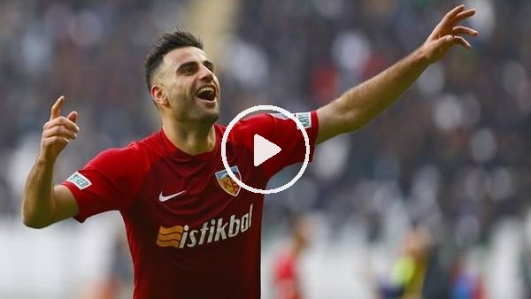 Galatasaraylı taraftardan Deniz Türüç'e: "Come to Galatasaray"