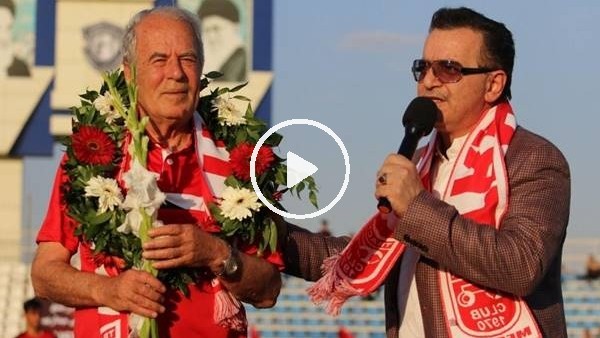 Mustafa Denizli'ye Traktör Sazi ile ilk antrenmanında sevgi seli