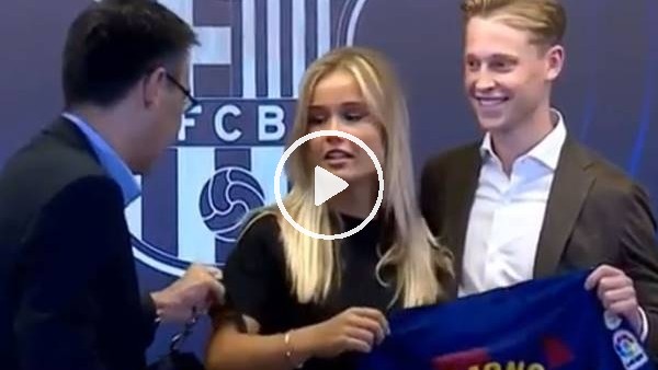 Frenkie de Jong'un imza töreninde ilginç an