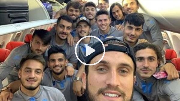 Trabzonsporlu futbolculardan Mero şarkısı