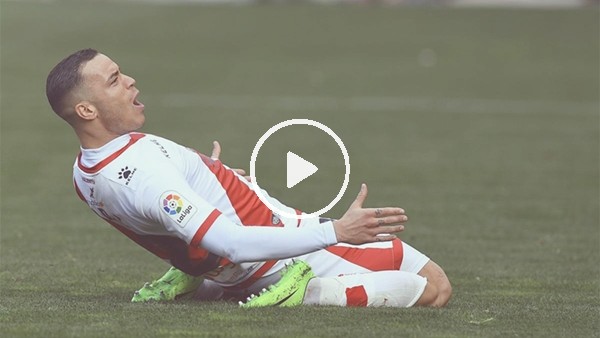 Benfica, Raul De Tomas'ı transferi duyurdu