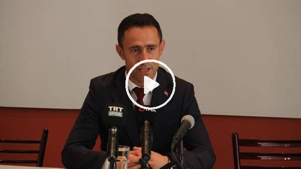 Osman Çakmak, futbolculuk kariyerini sonlandırdı