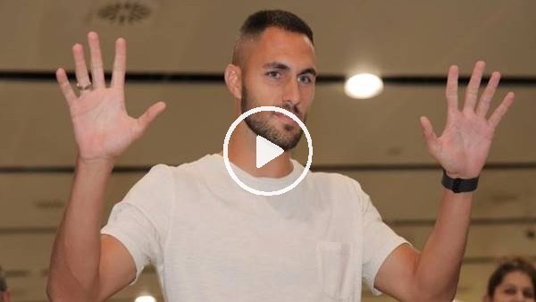 Beşiktaş'ın yeni transferi Victor Ruiz İstanbul'a geldi