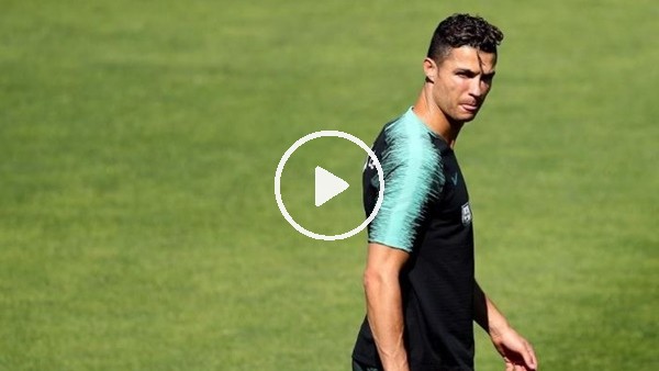Cristiano Ronaldo'dan mini futbol resitali