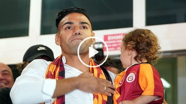 Galatasaray taraftarı Falcao'ya kavuştu