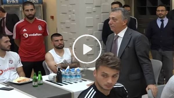 Ahmet Nur Çebi, futbolcularla bir araya geldi