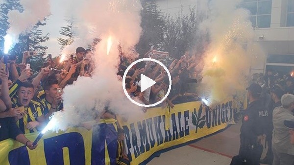 Fenerbahçe kafilesine Denizli'de coşkulu karşılama