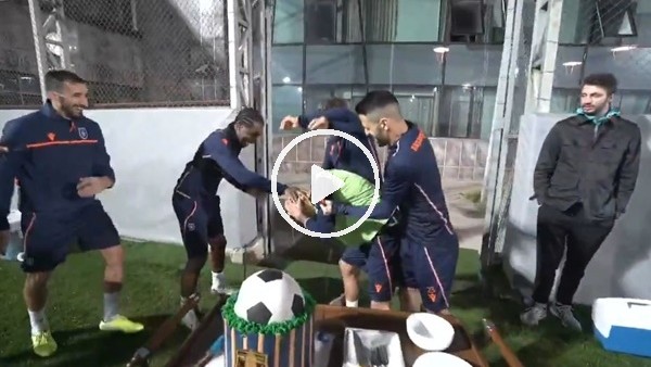 Kerim Frei'a antrenman sonrası Brezilya usulü kutlama