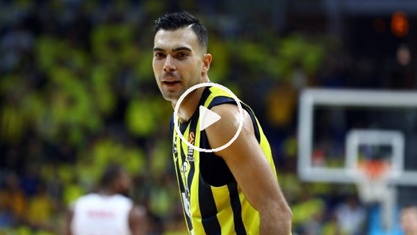 Kostas Sloukas'tan Atatürk pankartı açıklaması