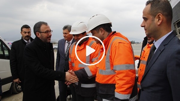 Bakan Kasapoğlu, Hatay Stadı'nda incelemelerde bulundu