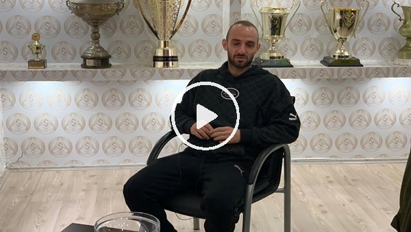 Efecan Karaca: "Beni en çok zorlayan futbolcu Nagatomo'ydu ama şimdi Hasan Ali"