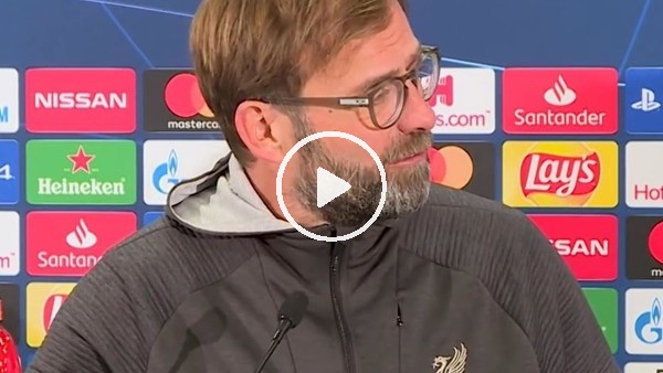 Jürgen Klopp,  herkes önünde kızdıı tercümandan özür diledi