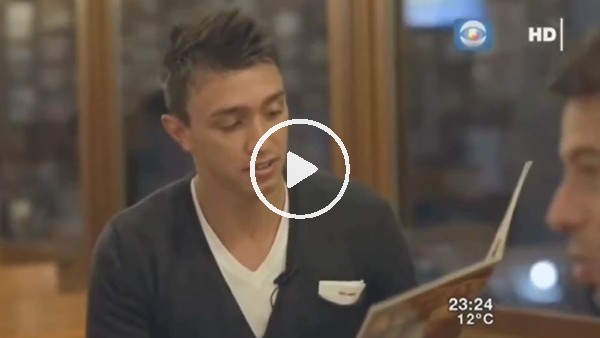 Muslera, Türkçe sipariş veriyor..