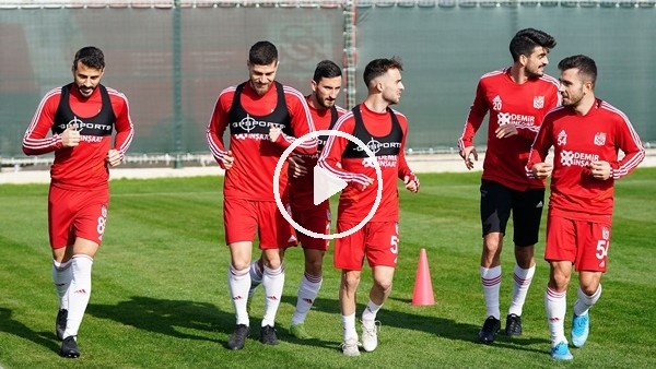 Sivasspor, Antalya'da hazırlıklarını sürdürüyor