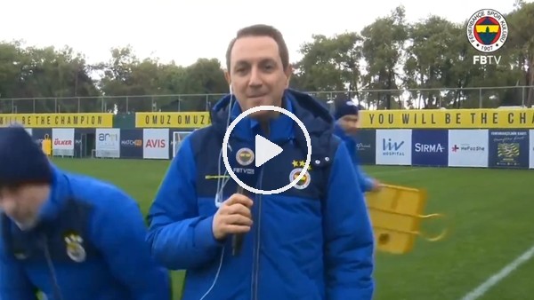 Ersun Yanal, FB TV muhabirine şaka yaparsa...