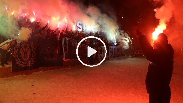 Erzurumspor'un 52. kuruluş yıldönümü meşalelerle kutlandı