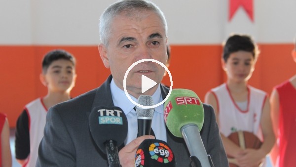Rıza Çalımbay'ın ismi spor salonuna verildi