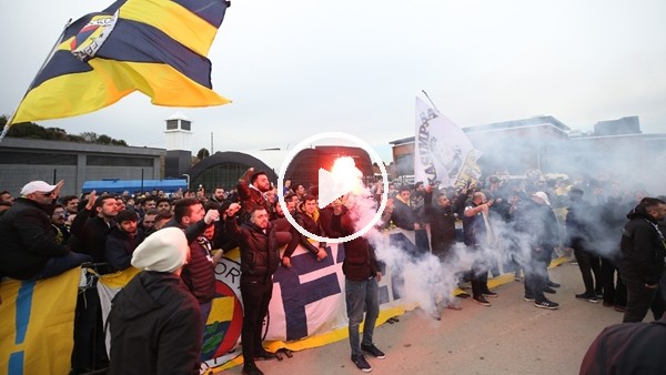 Fenerbahçeli taraftarlar Riva'da toplandı