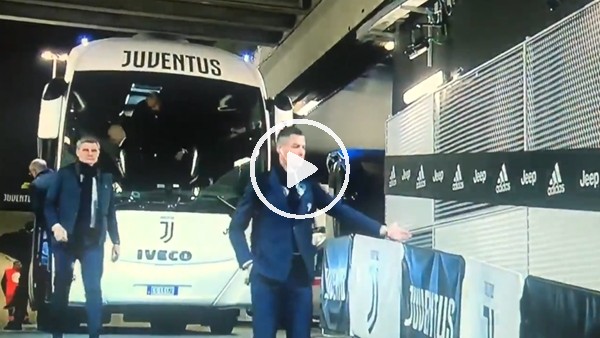 Ronaldo,  seyircisiz oynanan maçta taraftarları selamladı
