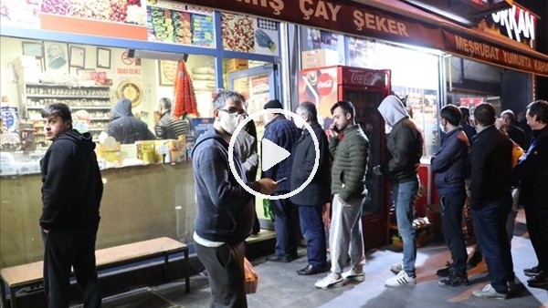 Sokağa çıkma yasağını duyan büfe, fırın ve akaryakıt istasyonlarına akın etti