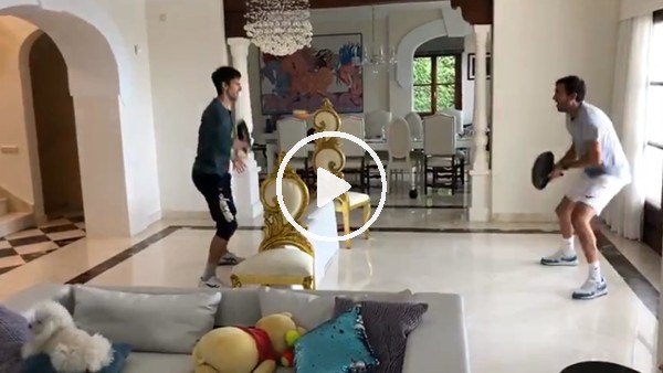 Novak Djokovic tavayla tenis oynadı