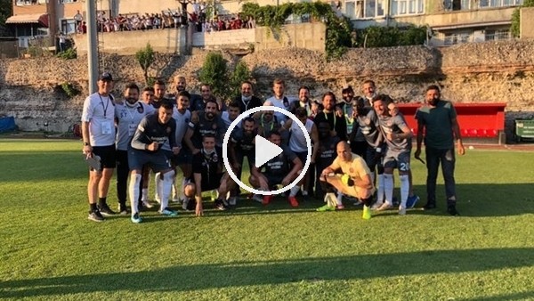 Fatih Karagümrük'te taraftarlar, Akhisarspor maçı öncesinde takımlarına destek oldu
