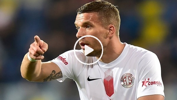 Podolski, Max Kruse'nin ayrılığını değerlendirdi