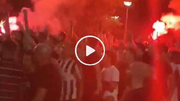 PAOK taraftarının Benfica maçı sevinci
