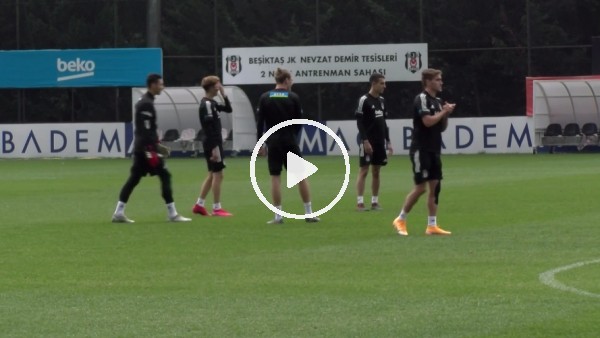 Beşiktaş hazırlıklarını yağmur altında sürdürdü
