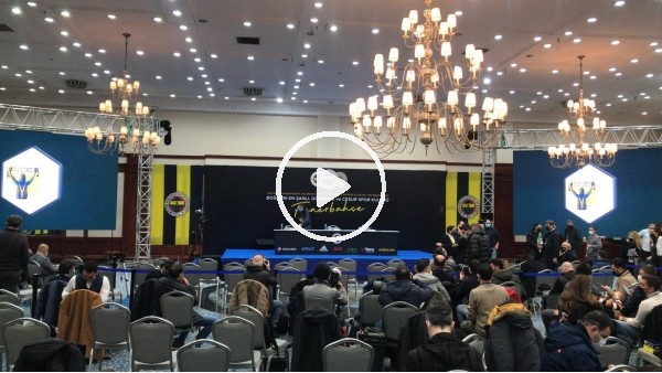 Fenerbahçe'de Mesut Özil bekleyişi