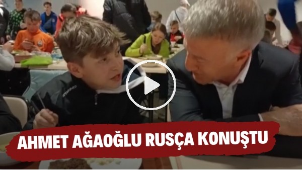 Ahmet Ağaoğu, Ukraynalı minik futbolcularla Rusça konuştu